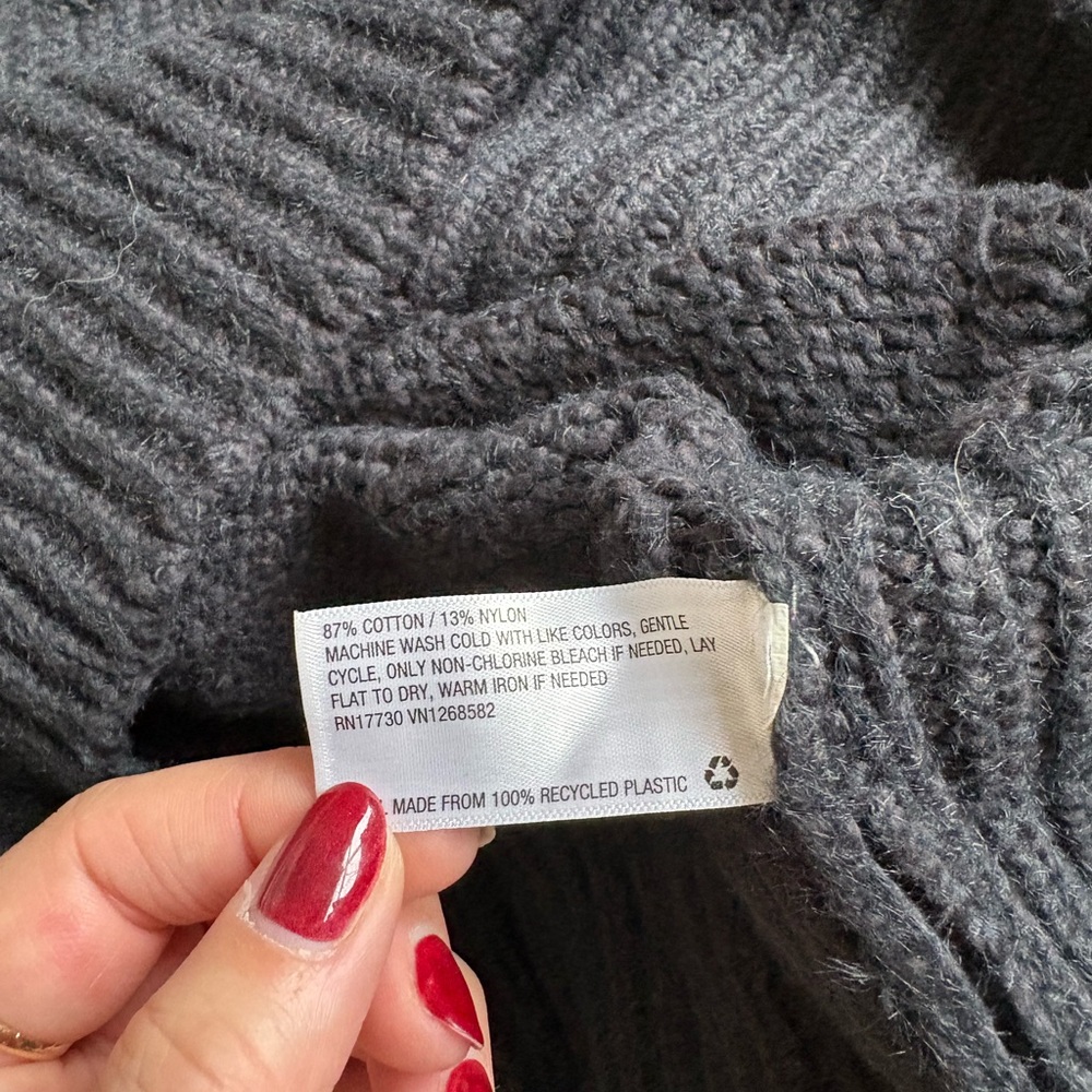 Universal Thread Textured Navy Bubble Chunky Knit… - image 5